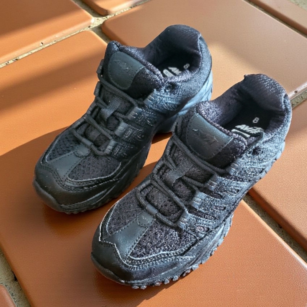 Avia Women's Elevate Athletic Sneakers Work Shoes  Black size 8